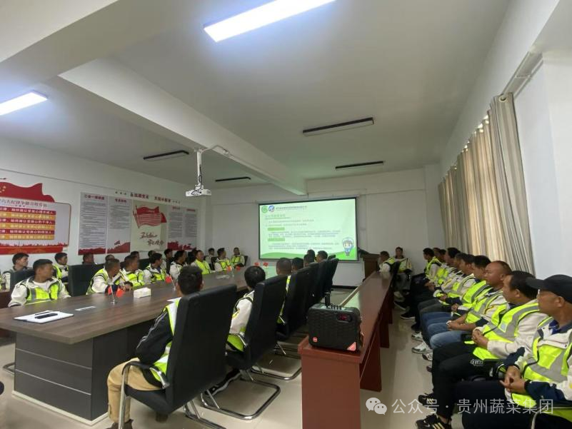 汛期保供显担当：煜辉公司筑牢学生营养餐“生命线”
